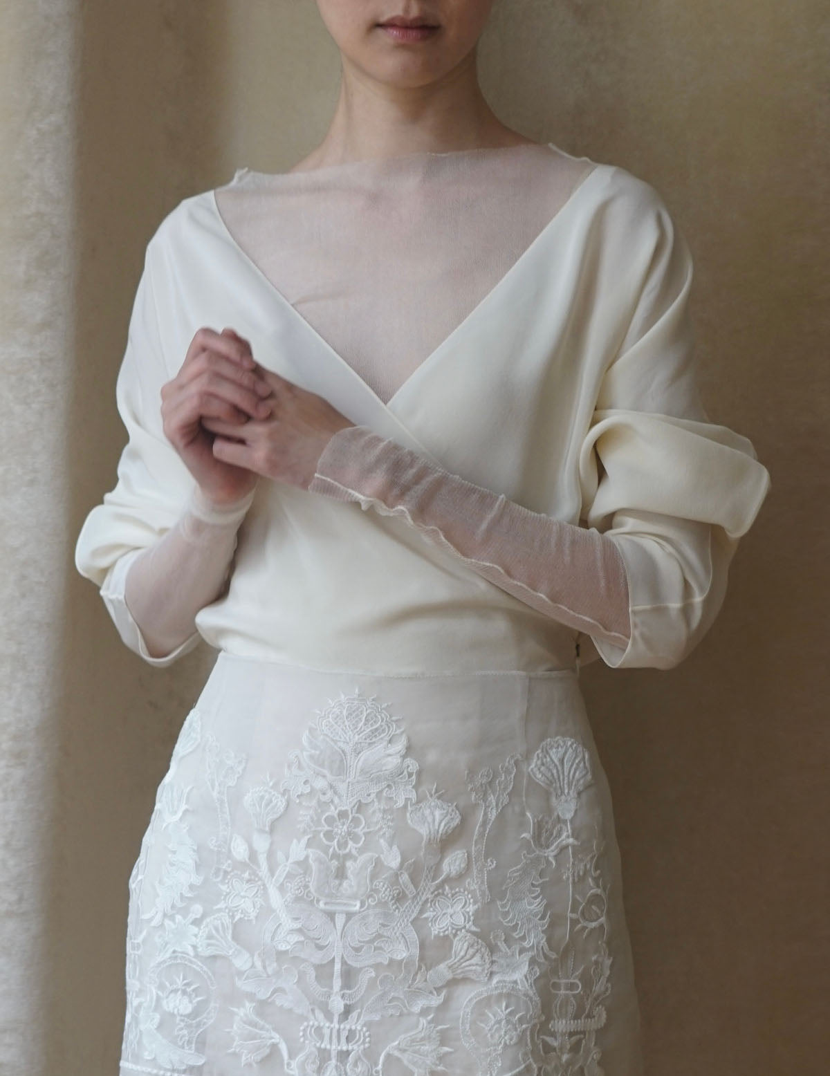 Haut en tulle de soie T De Tul・Ivoire