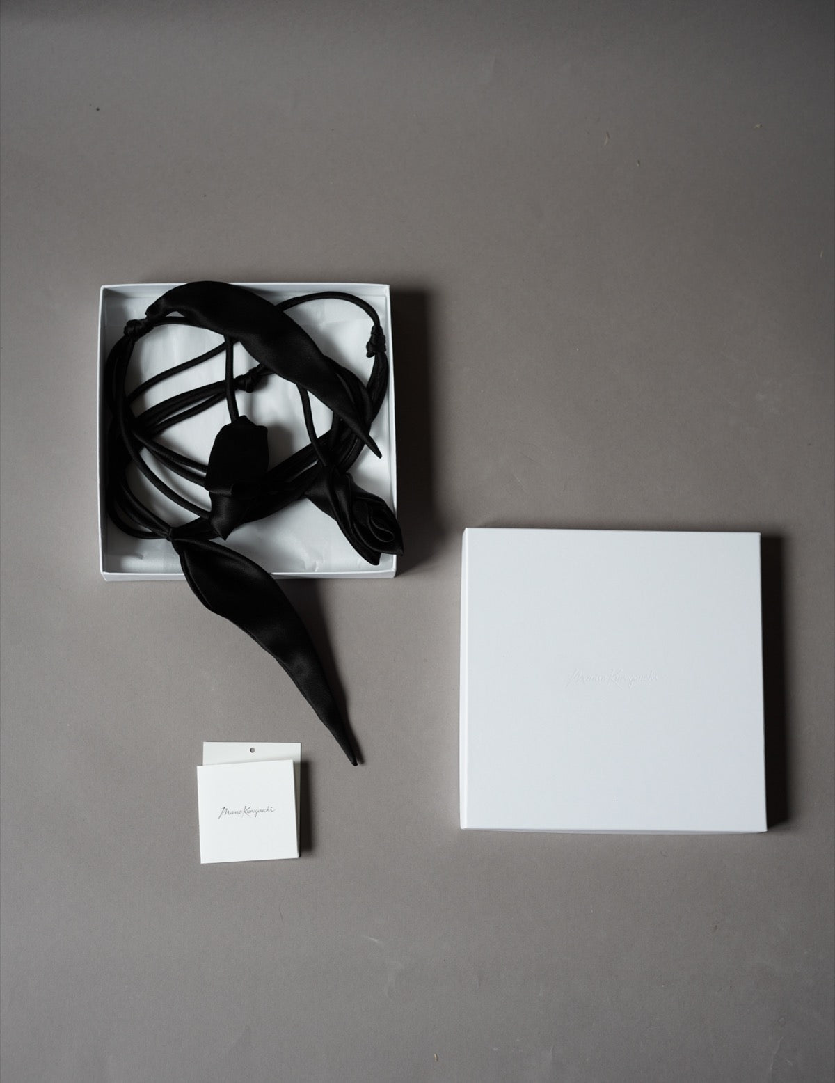 Floral Motif Silk Belt · Black