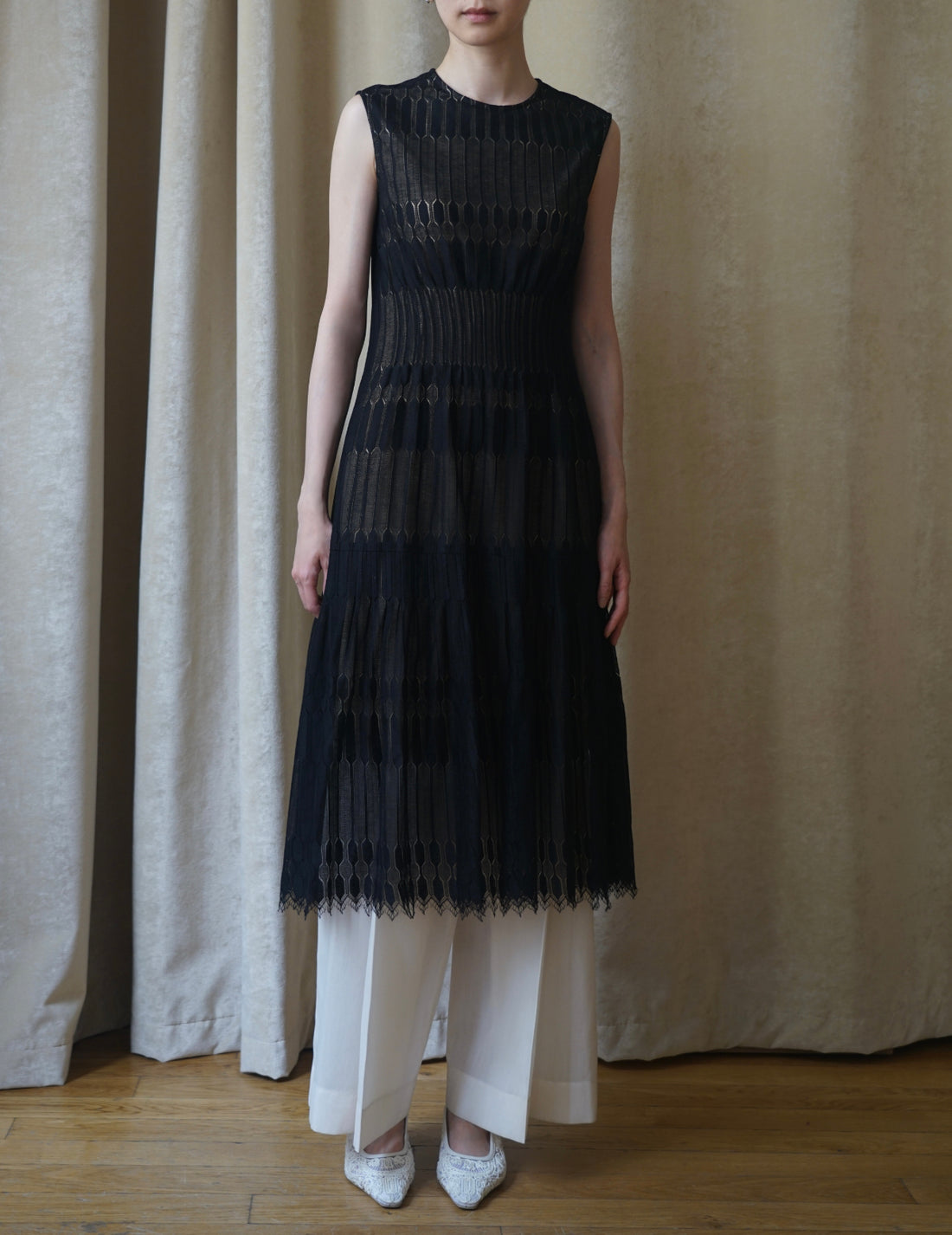 Sun Yu Hong | GEOMETRIC LACE DRESS・Black