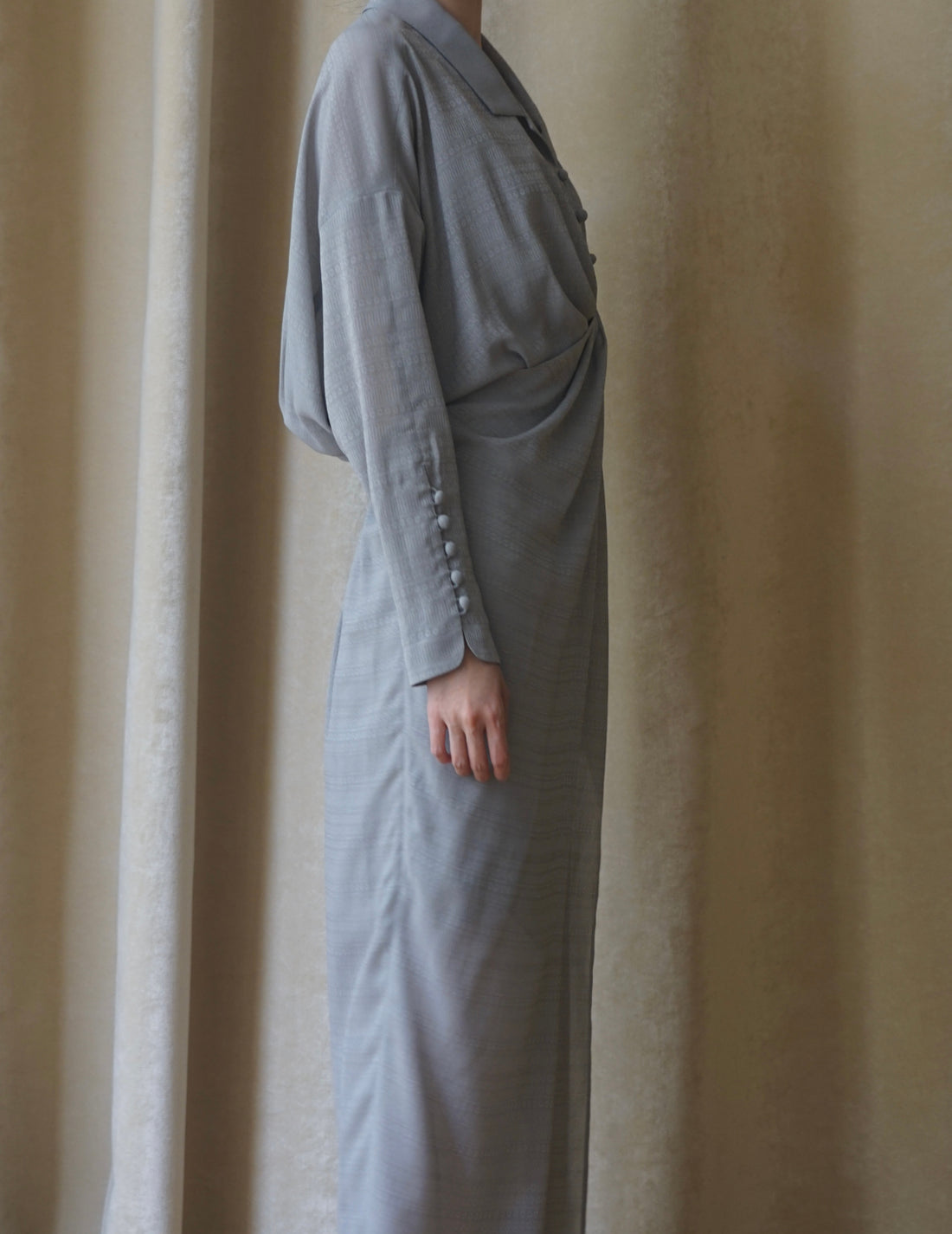 MAME KUROGOUCHI | "Mishima Karatsu" Floral Pattern Jacquard Draped Dress．grey