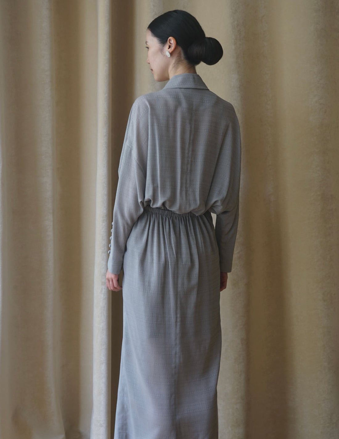 MAME KUROGOUCHI | "Mishima Karatsu" Floral Pattern Jacquard Draped Dress．grey
