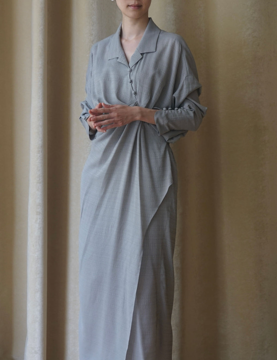 MAME KUROGOUCHI | "Mishima Karatsu" Floral Pattern Jacquard Draped Dress．grey