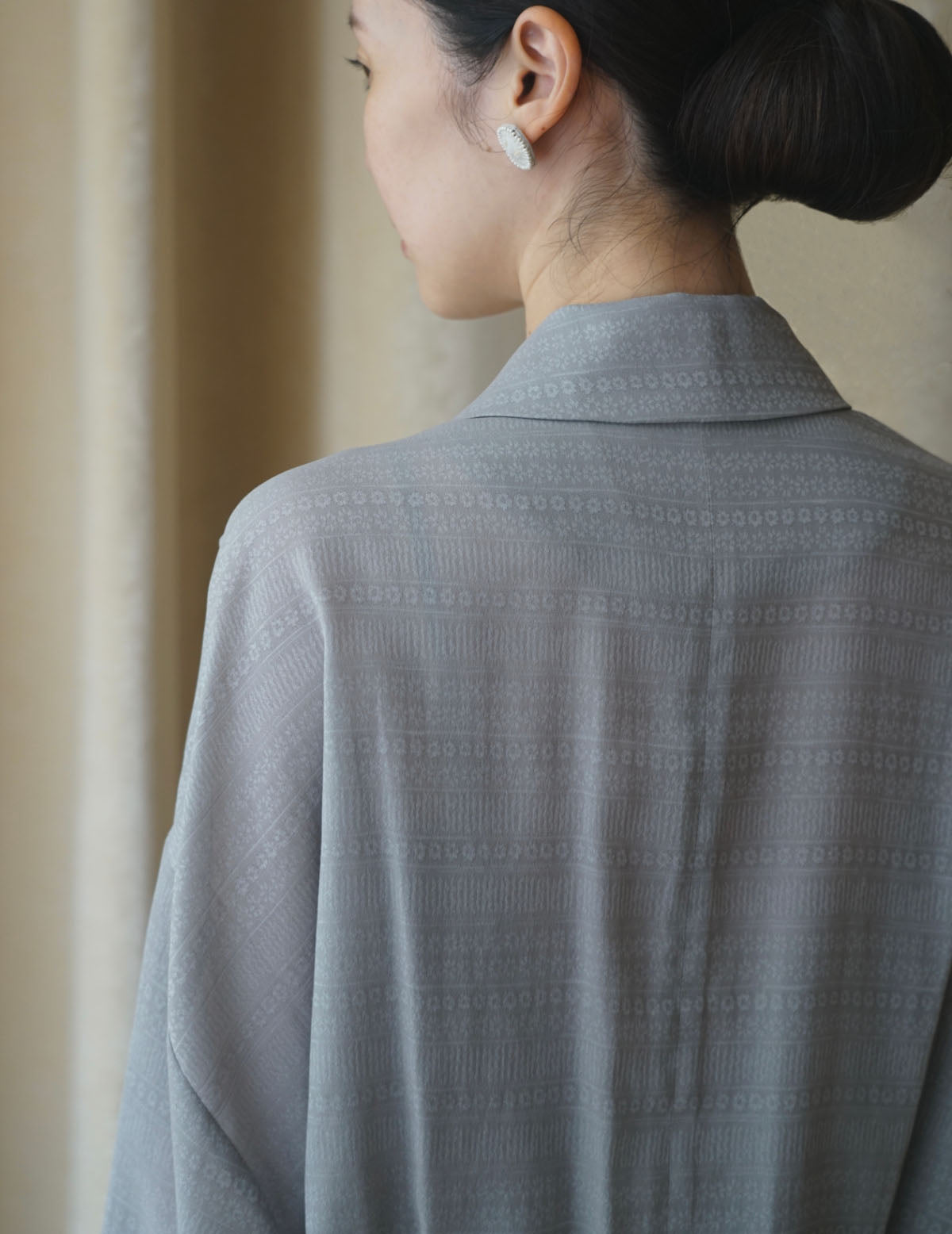 "Mishima Karatsu" Floral Pattern Jacquard Draped Dress．grey