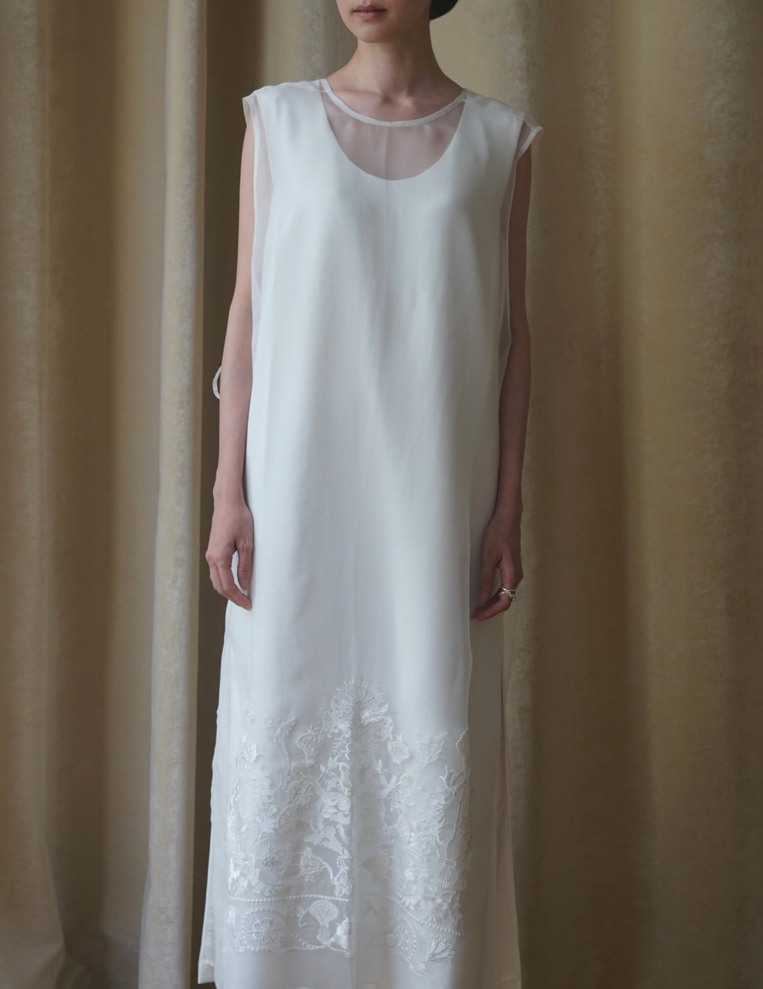 Robe de lait nue