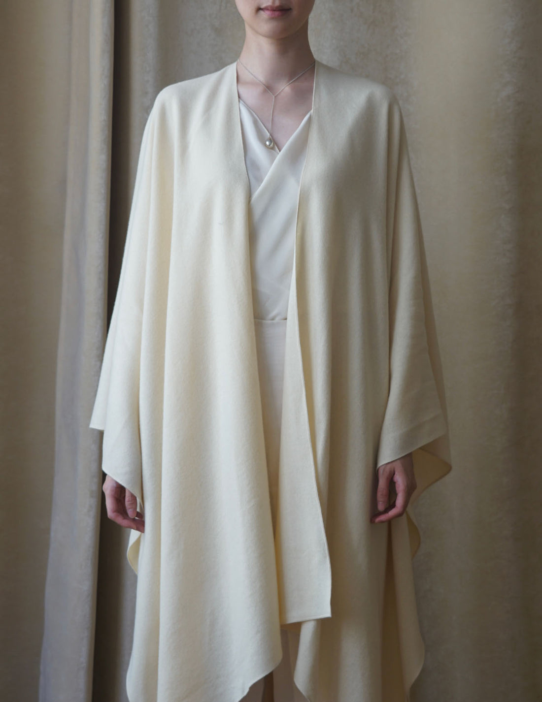 CORTANA | JACKIE PONCHO・IVORY