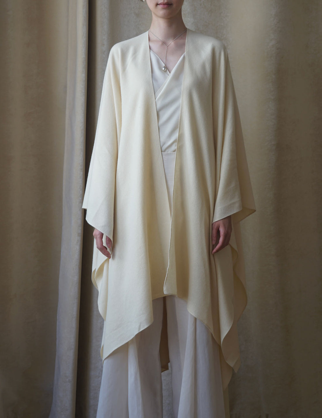 CORTANA | JACKIE PONCHO・IVORY