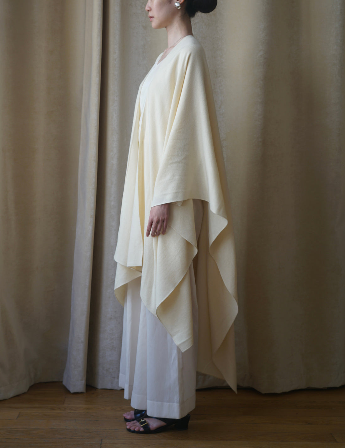 CORTANA | JACKIE PONCHO・IVORY