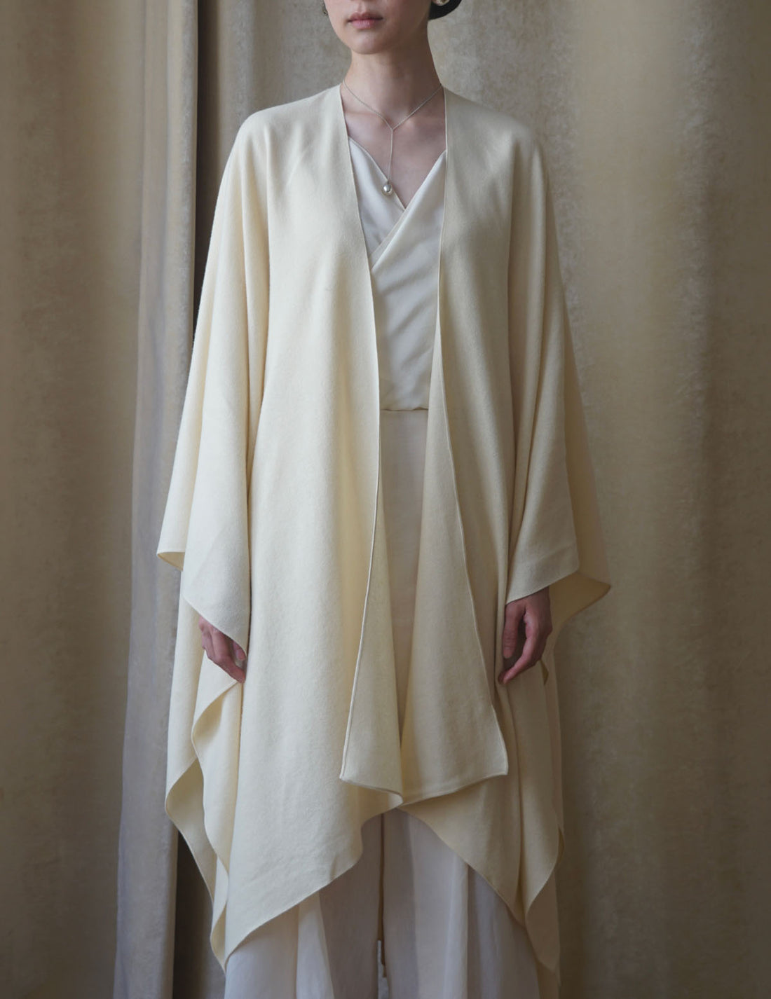 CORTANA | JACKIE PONCHO・IVORY