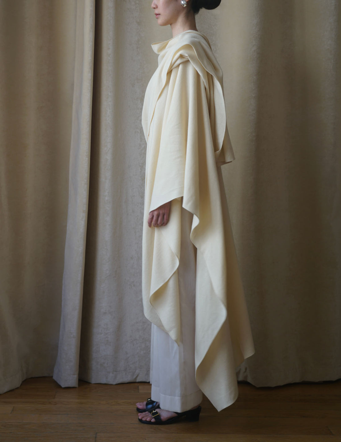 CORTANA | JACKIE PONCHO・IVORY