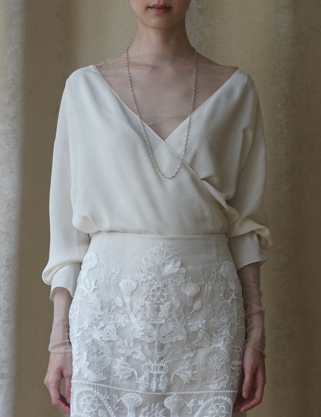 Haut en tulle de soie T De Tul・Beige