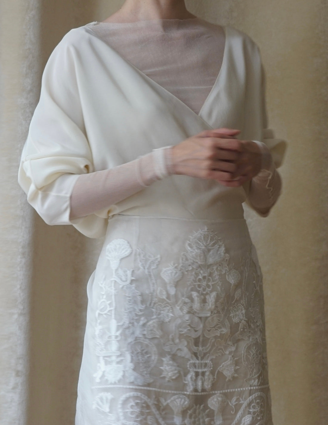 Haut en tulle de soie T De Tul・Ivoire