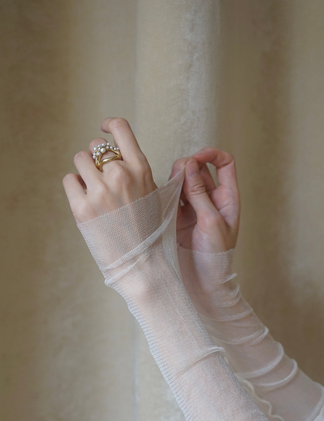 Haut en tulle de soie T De Tul・Ivoire