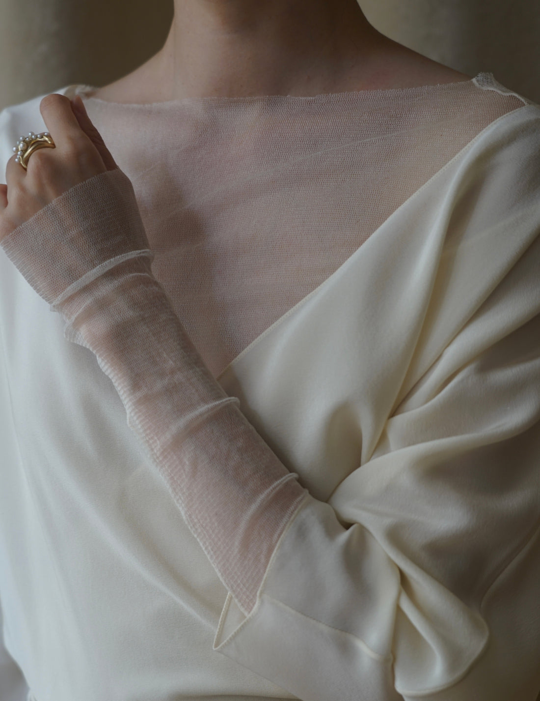 Haut en tulle de soie T De Tul・Ivoire