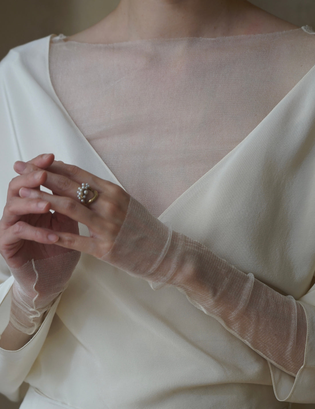 Haut en tulle de soie T De Tul・Ivoire