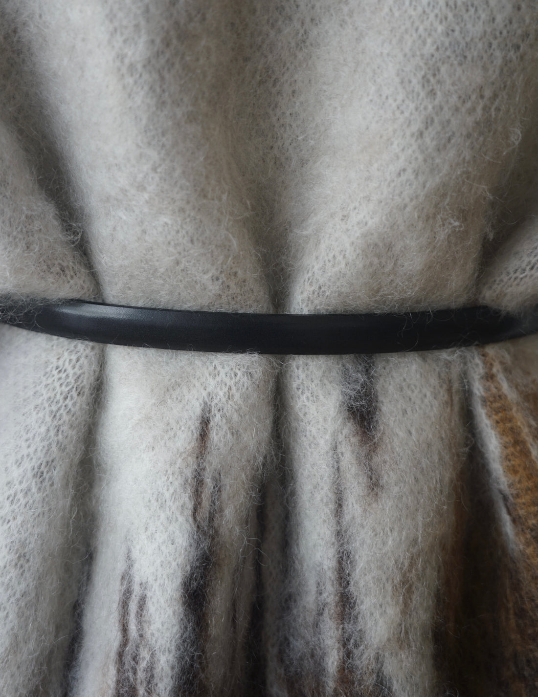 MAME KUROGOUCHI | Cow Hide Leather Narrow Belt・Black