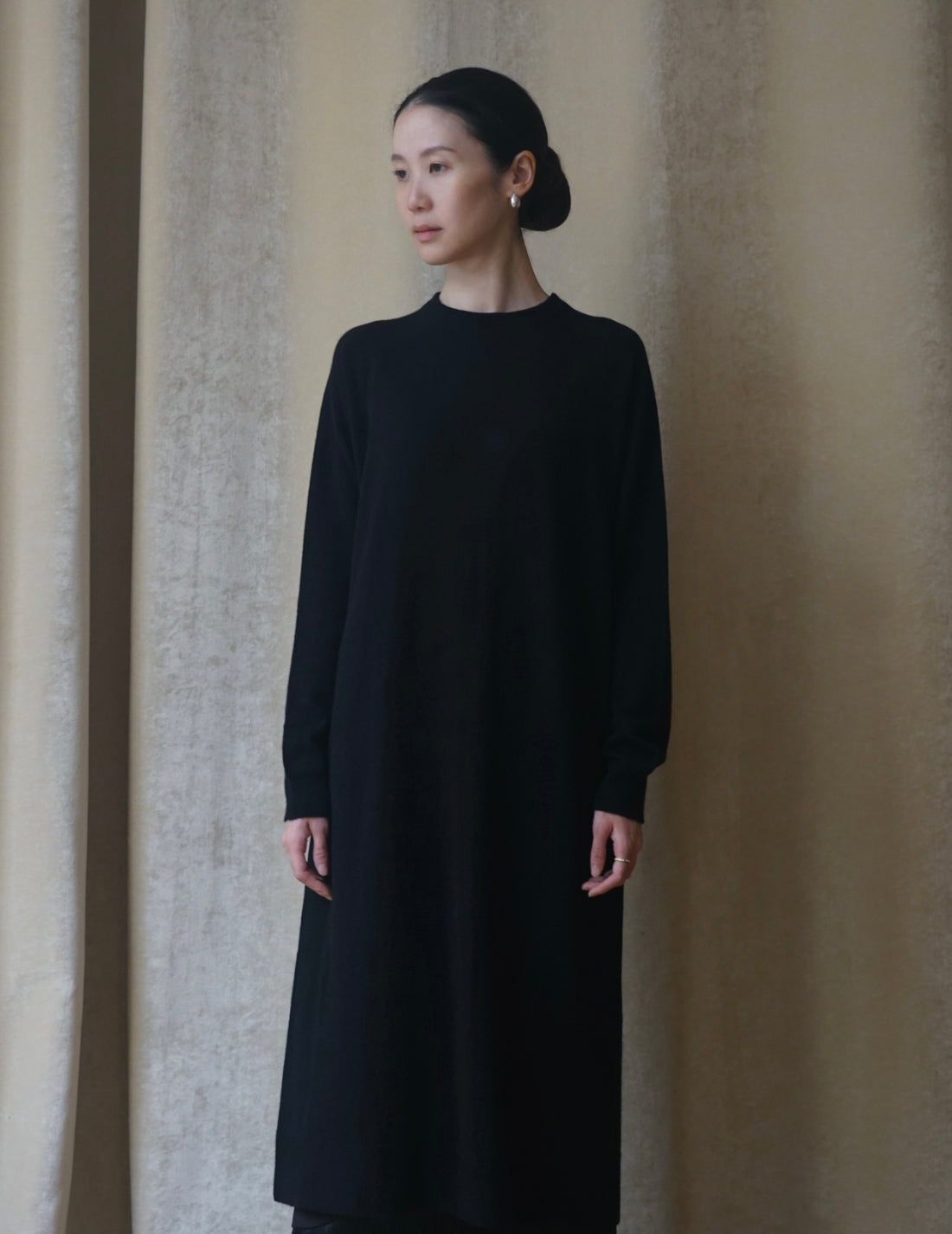 COSMIC WONDER |  CASHMERE SILK LONG DRESS・BLACK