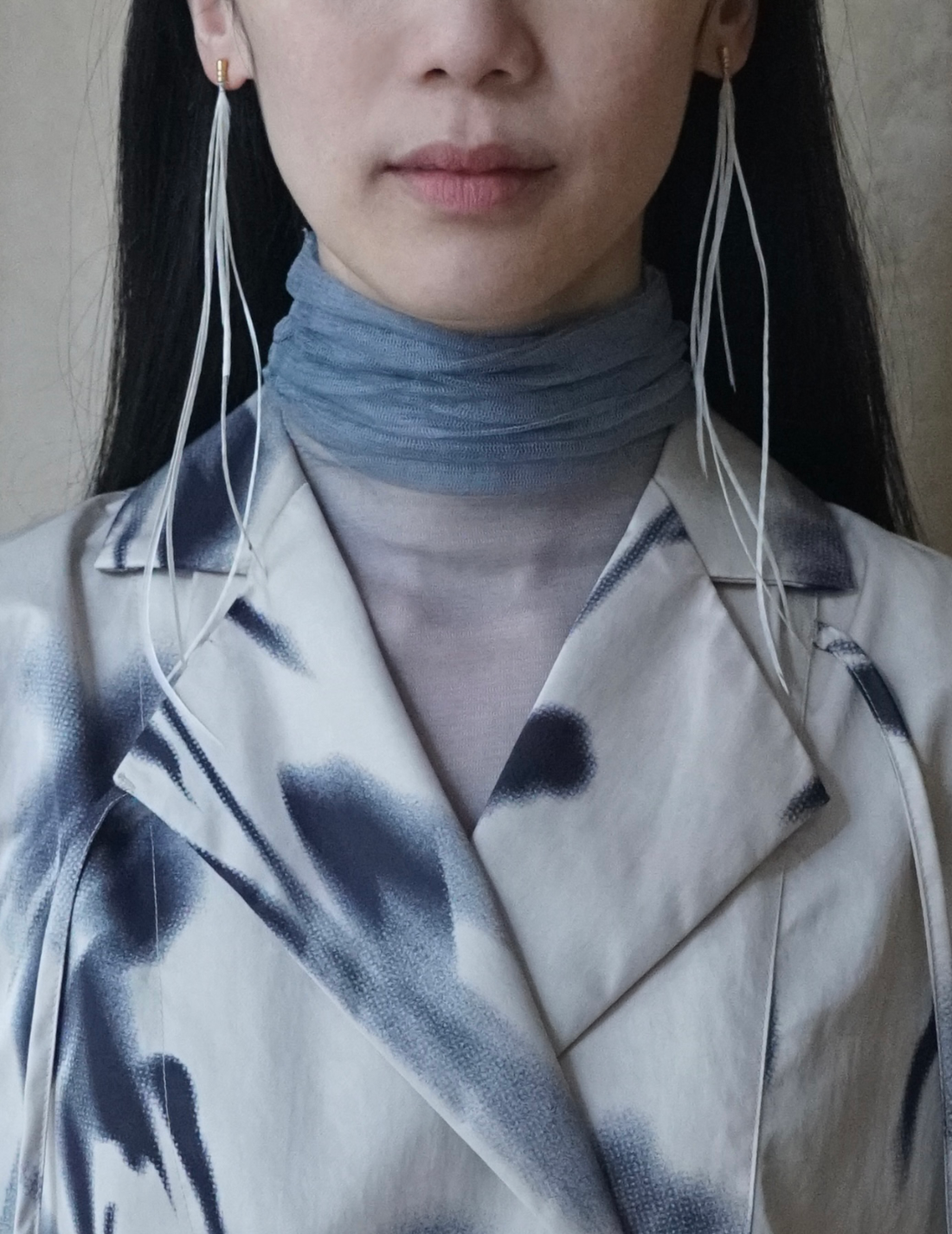 BEATRIZ PALACIOS | Feather Earring - White