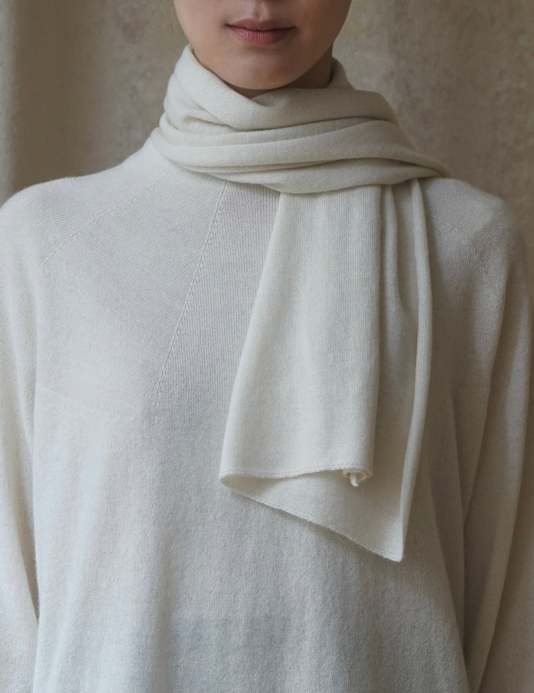 Pull en maille de soie et cachemire・Blanc