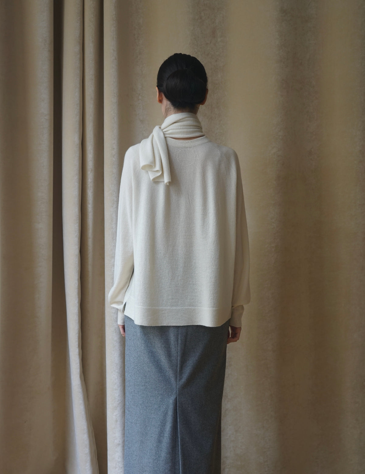 COSMIC WONDER | CASHMERE SILK KNIT SCARF・WHITE