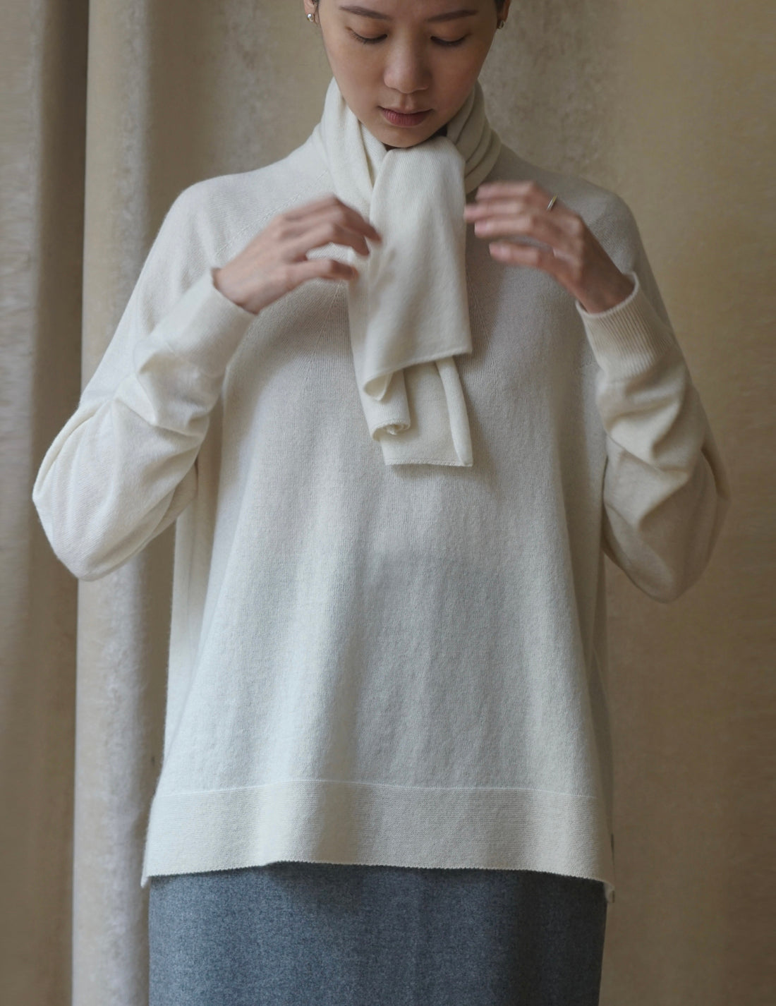 COSMIC WONDER | CASHMERE SILK KNIT SCARF・WHITE