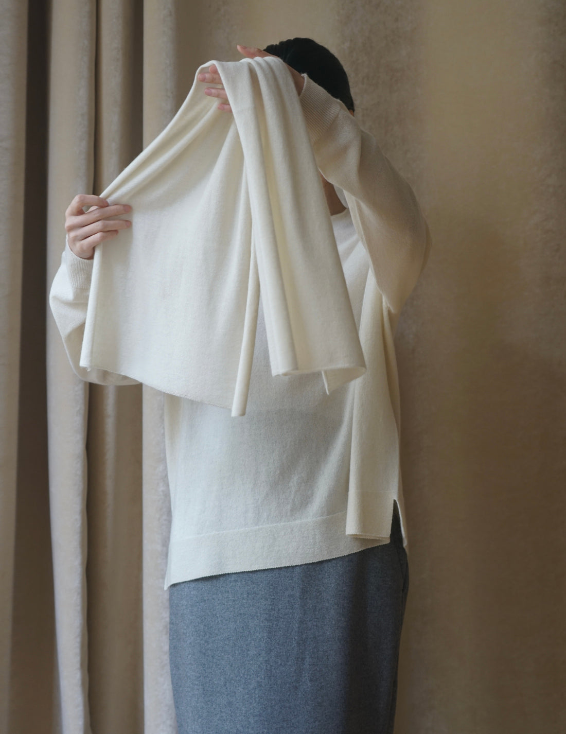 COSMIC WONDER | CASHMERE SILK KNIT SCARF・WHITE