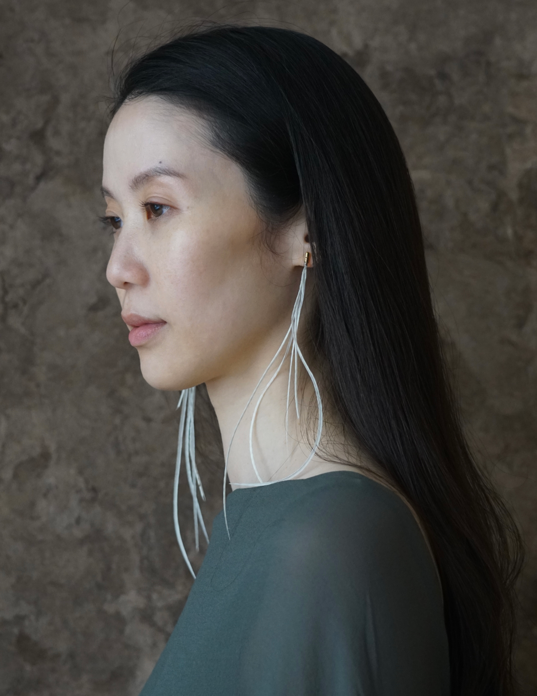 BEATRIZ PALACIOS | Feather Earring - White