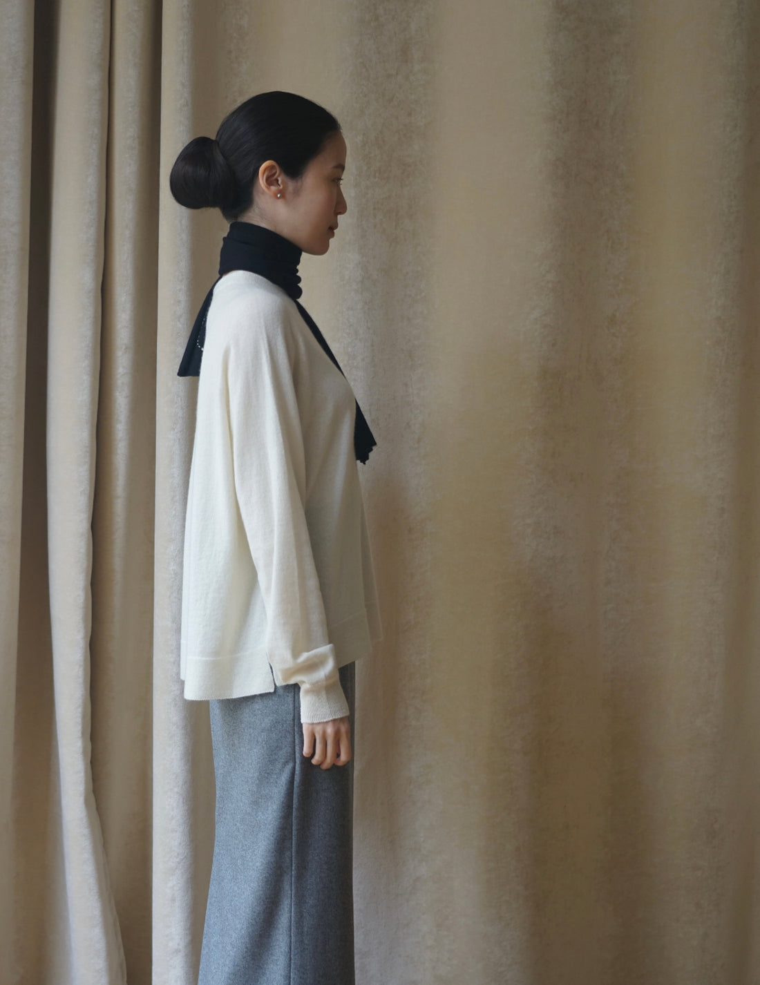 COSMIC WONDER |  Cashmere Silk Knit Scarf・Black