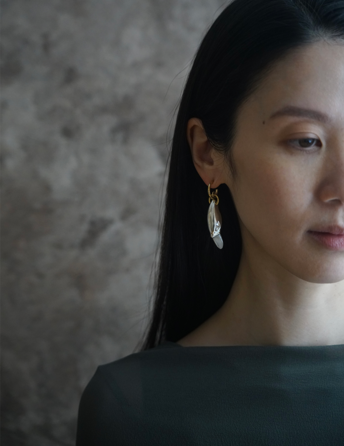 BEATRIZ PALACIOS | Silver Swan Earrings - Single