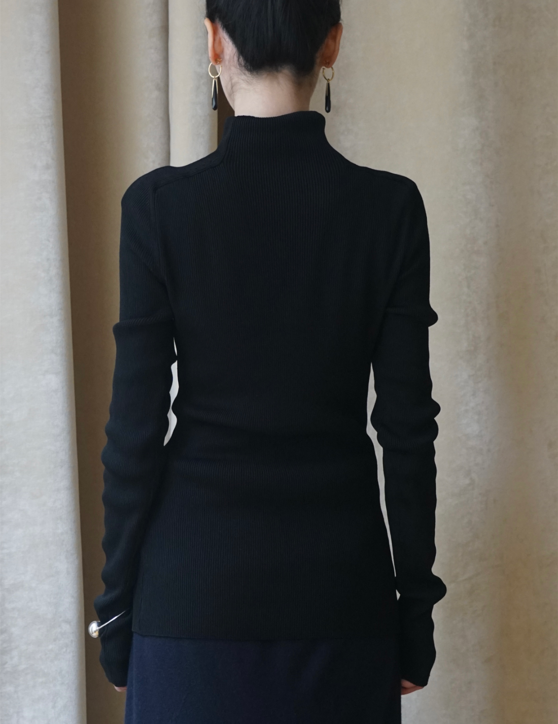 Haut en tricot côtelé à col montant