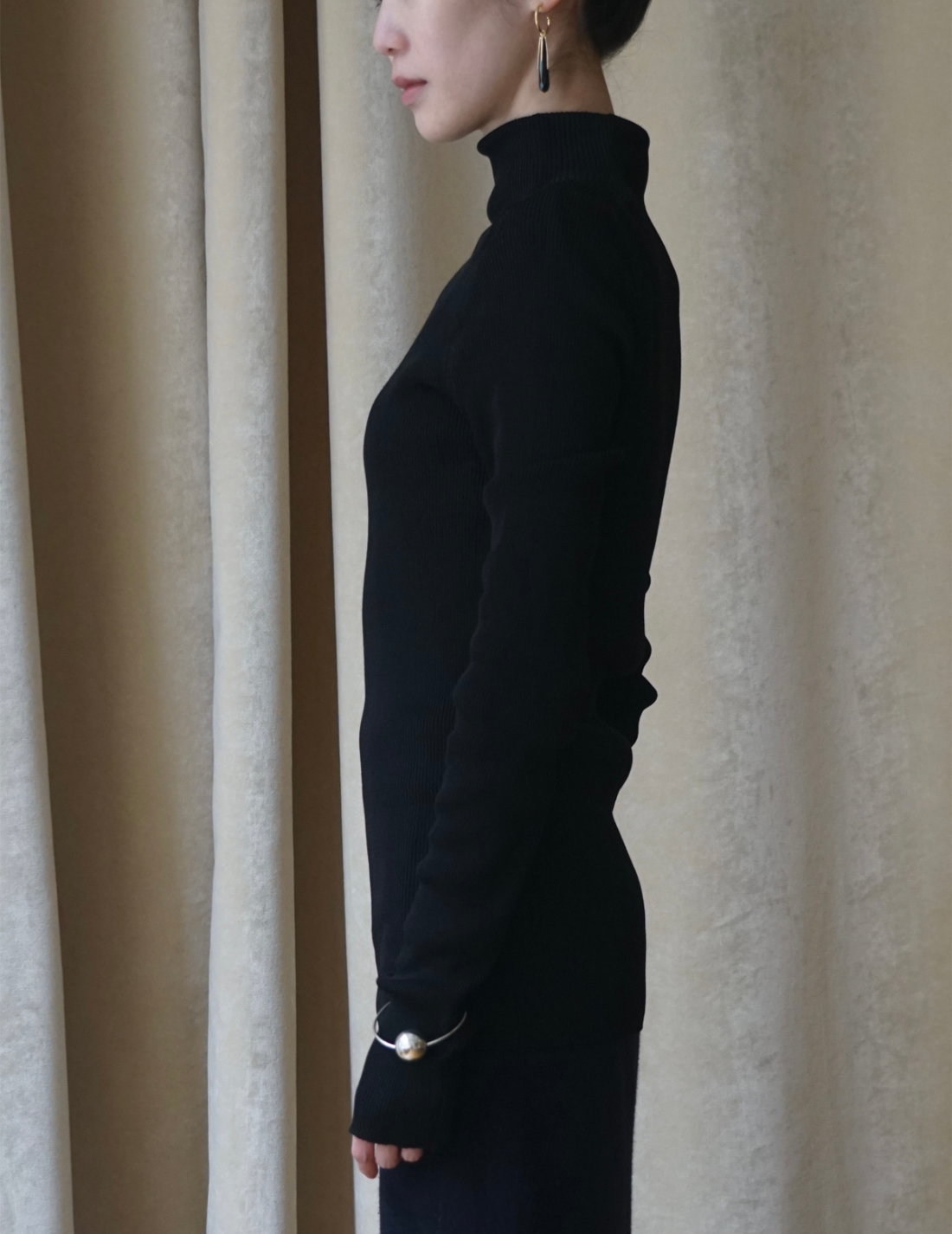 Haut en tricot côtelé à col montant