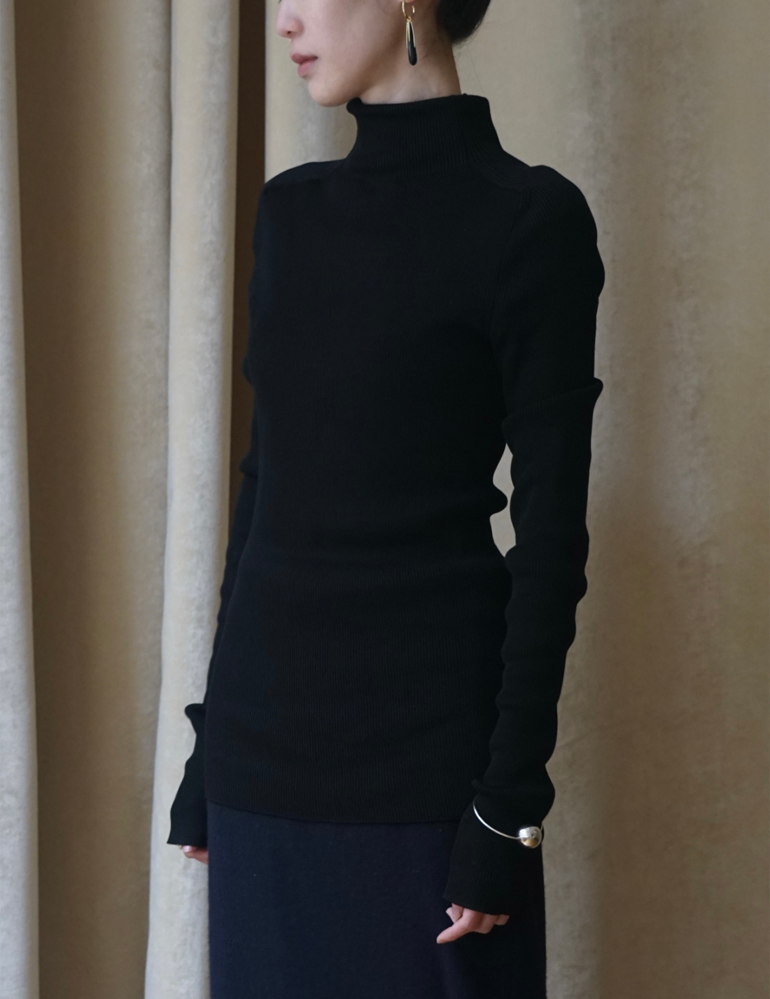 Haut en tricot côtelé à col montant