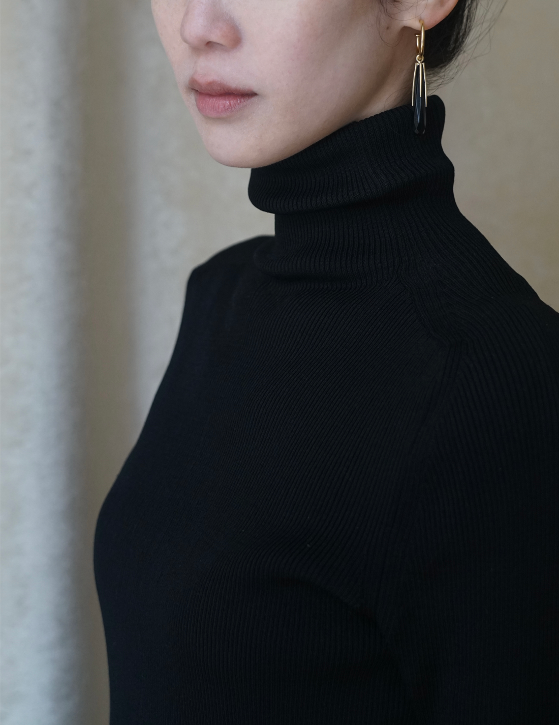 Haut en tricot côtelé à col montant