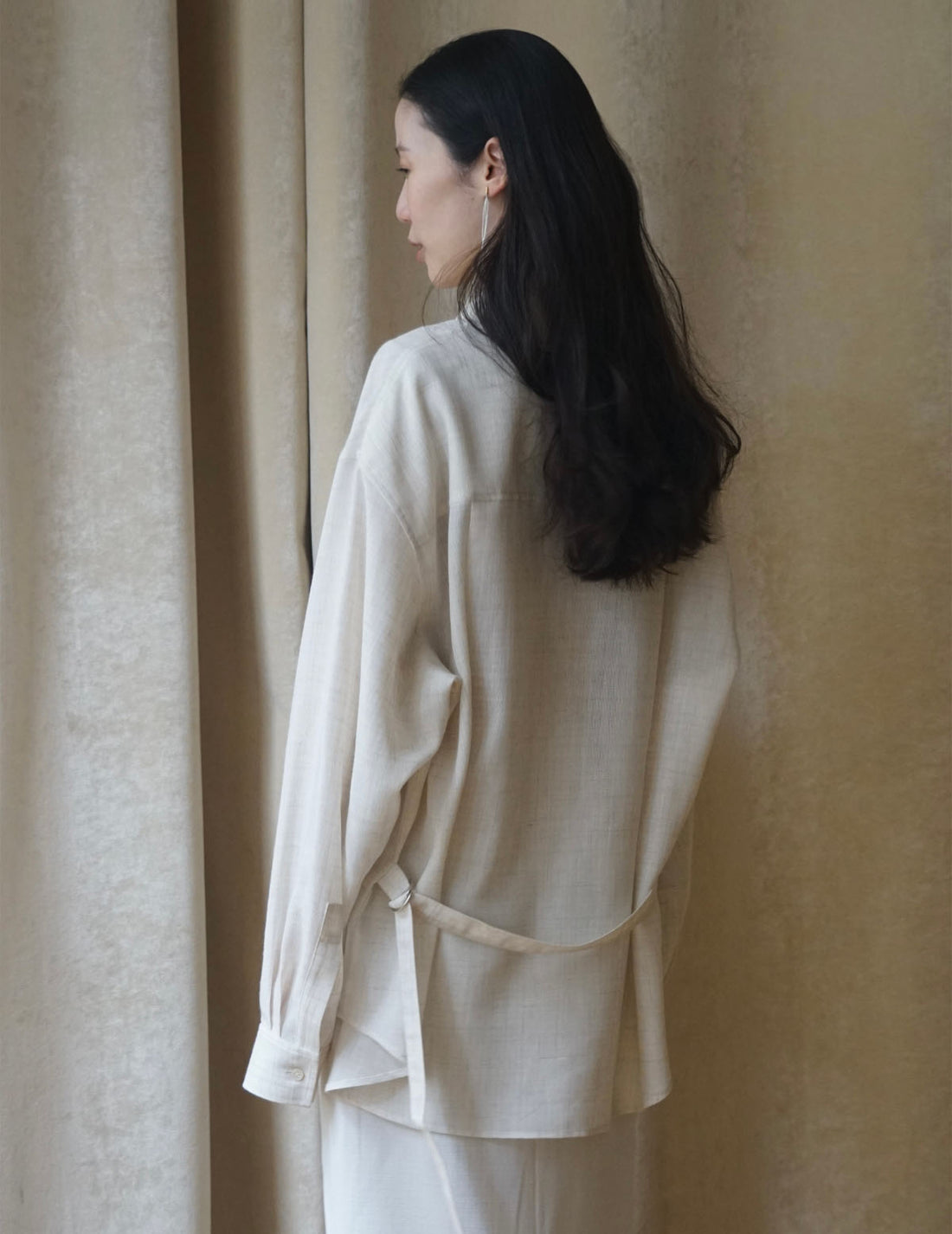 Chemise en lin avec ceinture