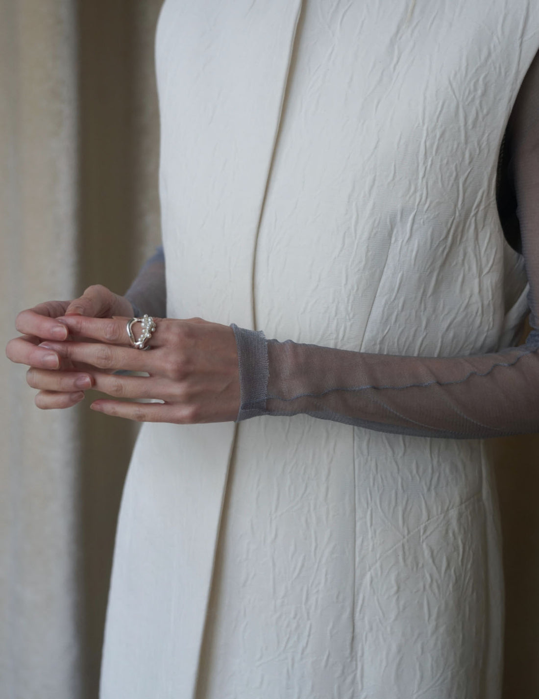 Gilet sans manches teinté en un seul morceau, blanc