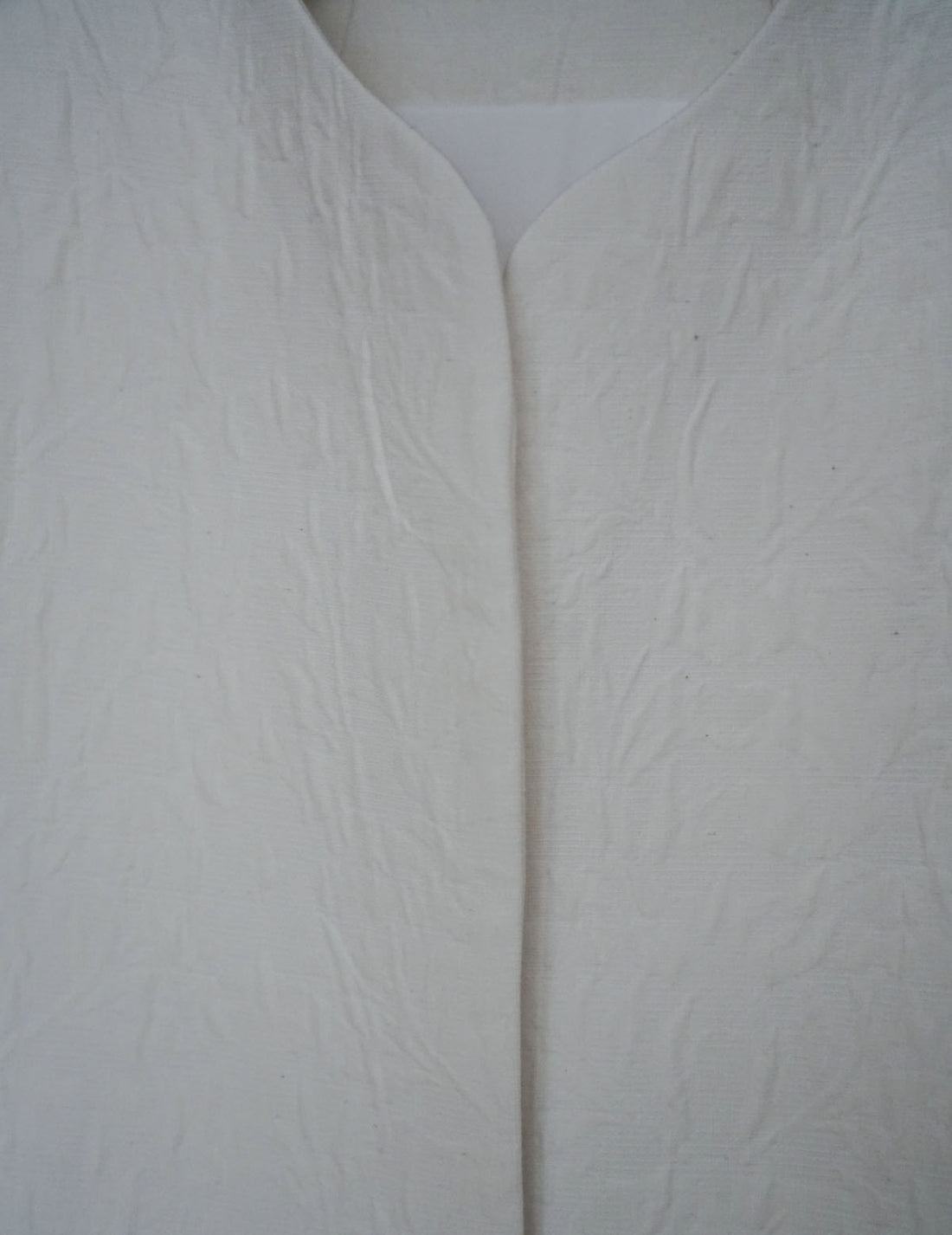 Gilet sans manches teinté en un seul morceau, blanc