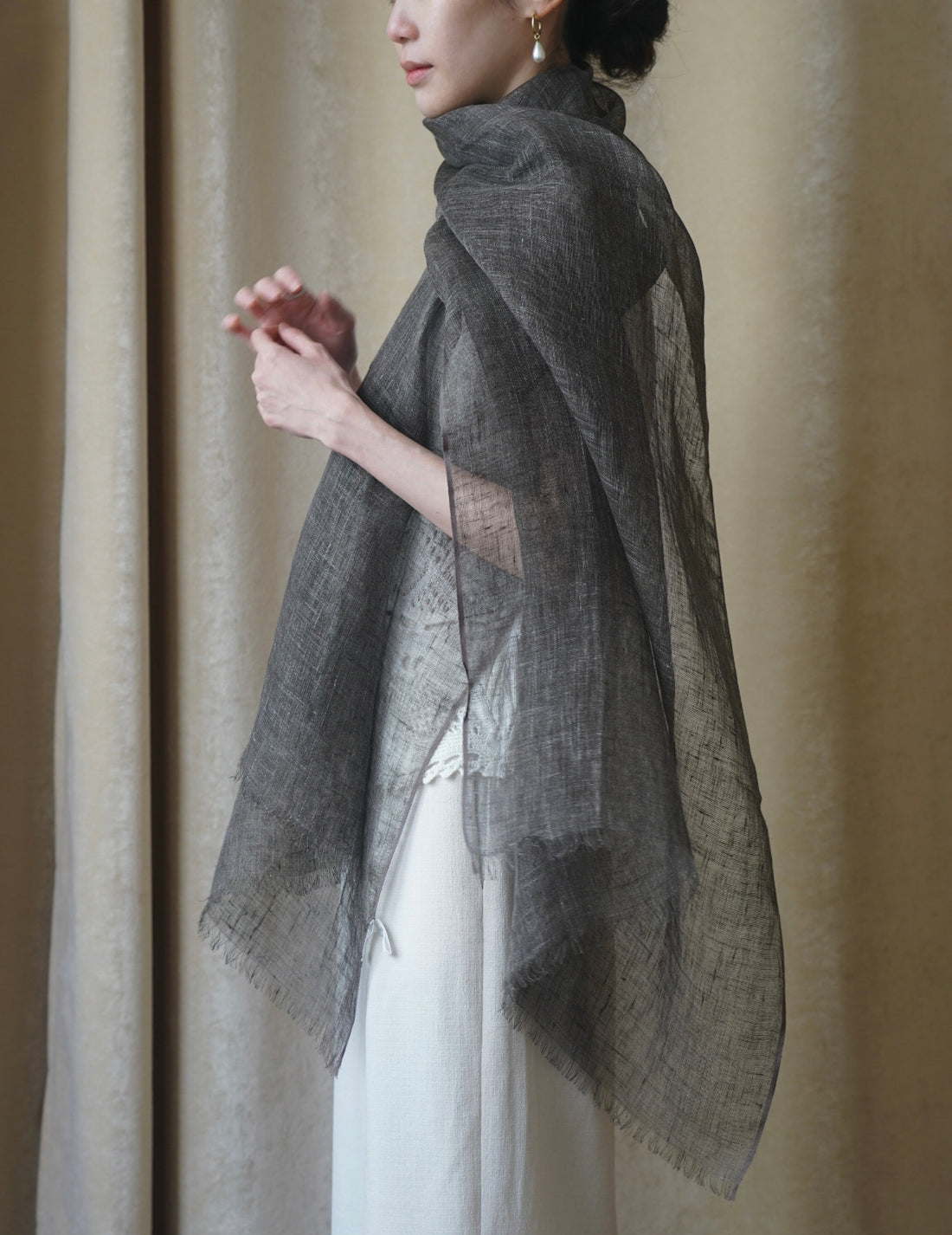 Khadi & Co | Gauze Shawl In Linen・Wood