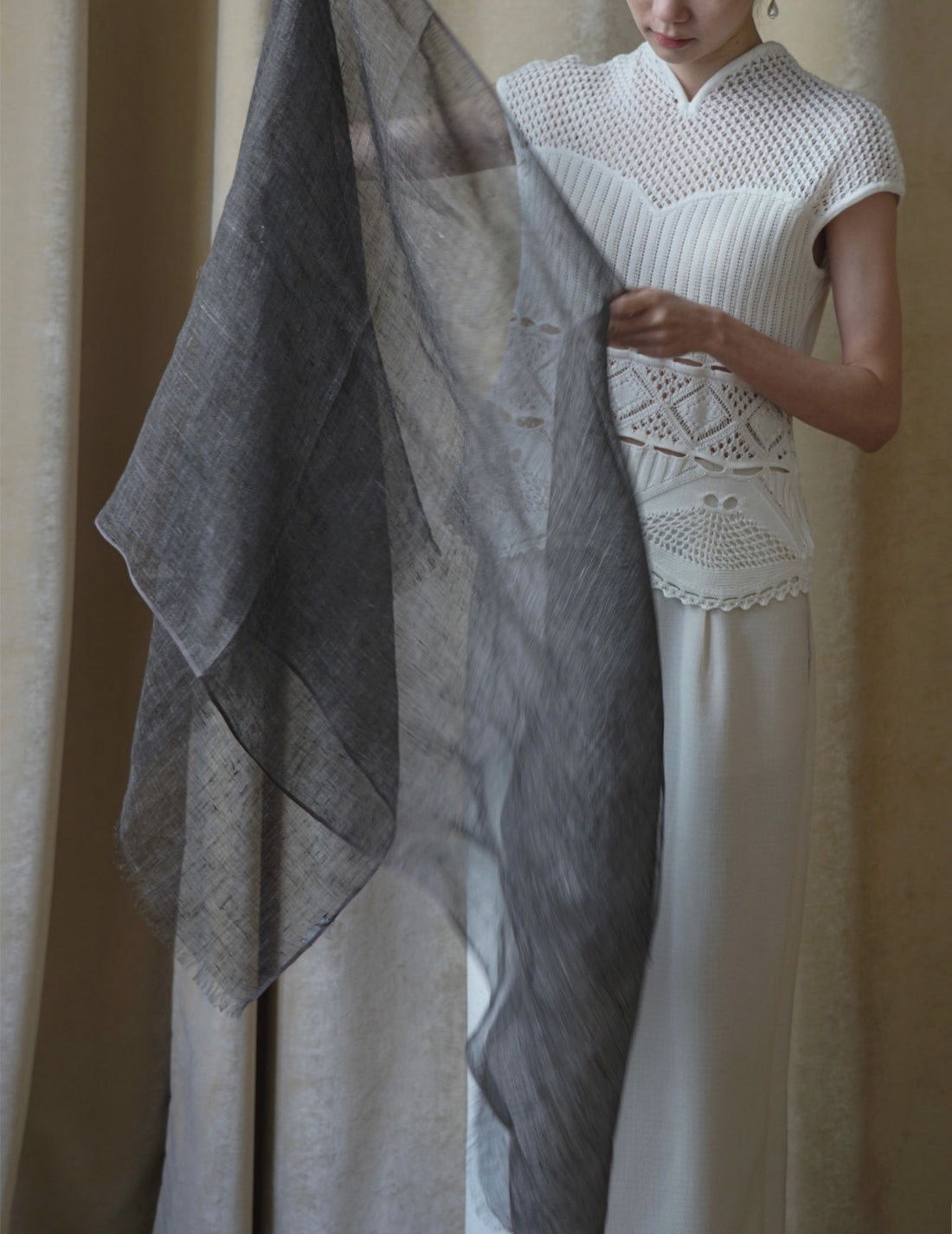 Khadi & Co | Gauze Shawl In Linen・Wood