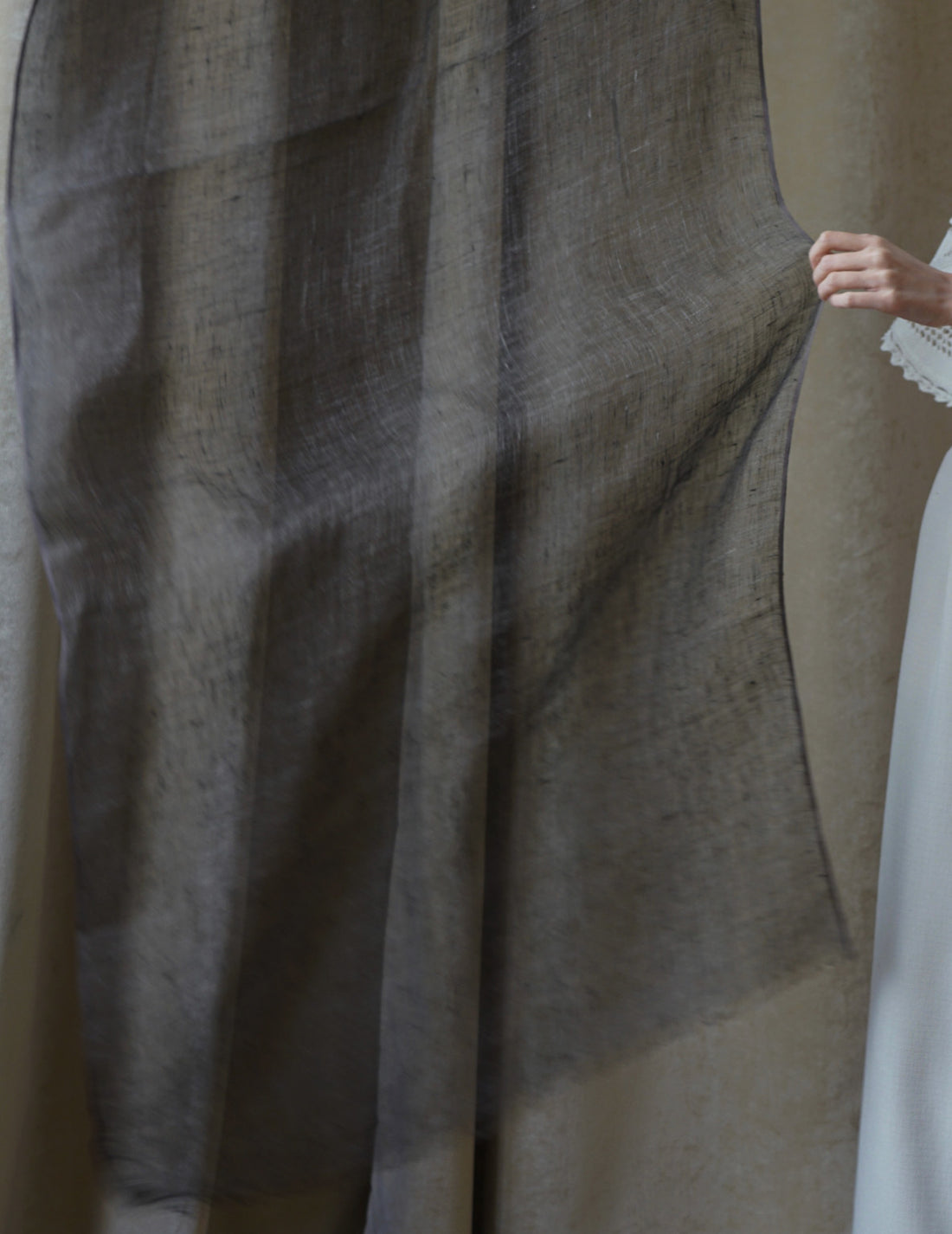 Khadi & Co | Gauze Shawl In Linen・Wood