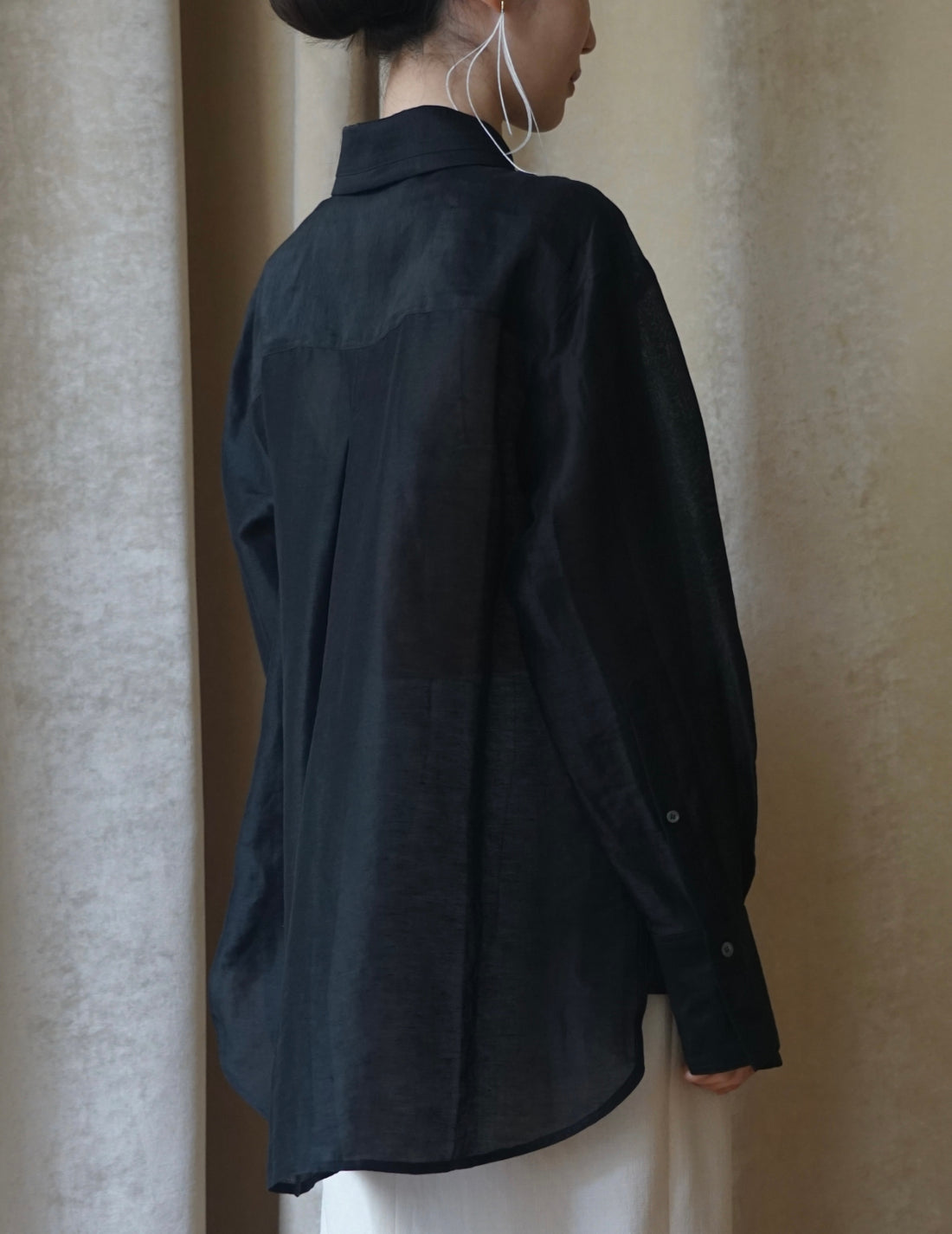 Mark Kenly Domino Tan | Sira Shirt - Black