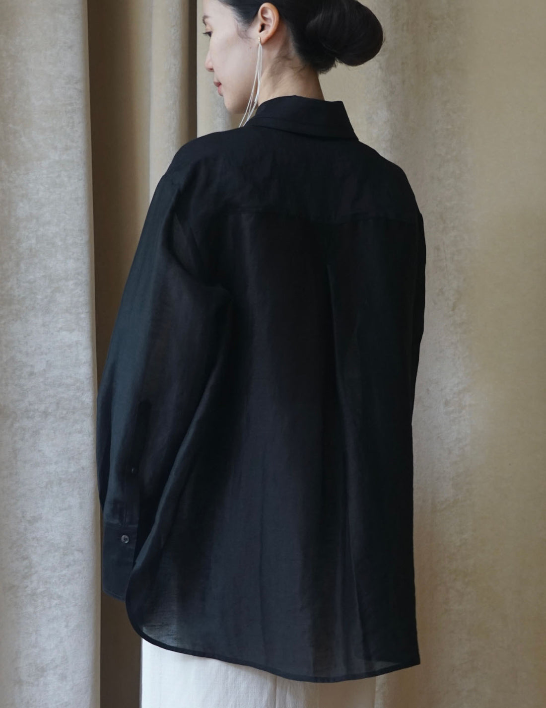 Mark Kenly Domino Tan | Sira Shirt - Black