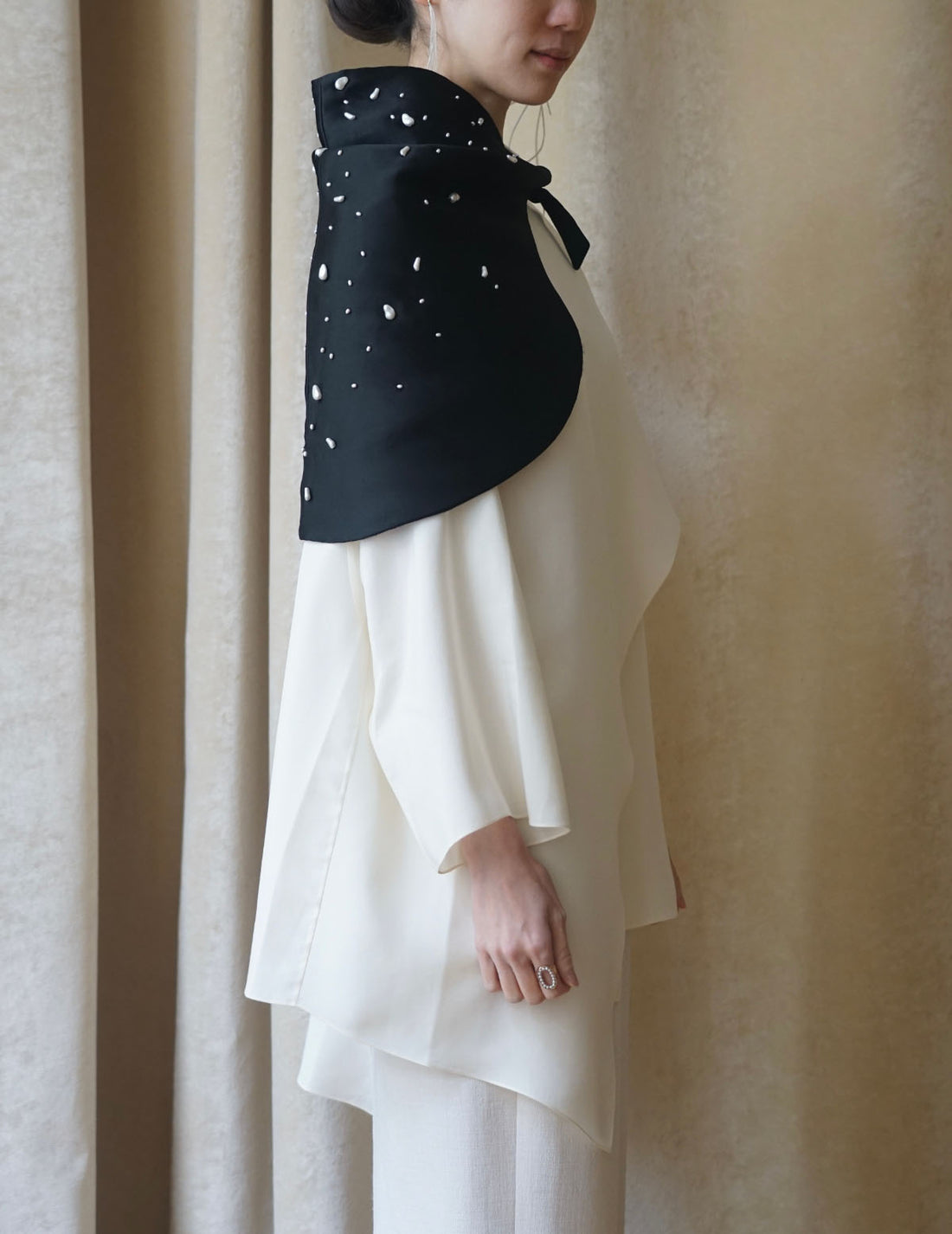 Mark Kenly Domino Tan | Ari Bonet Beads - Black