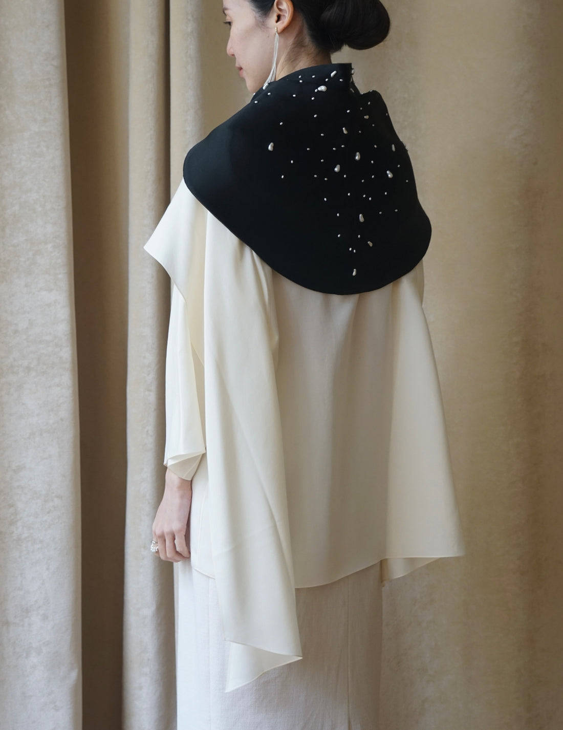 Mark Kenly Domino Tan | Ari Bonet Beads - Black