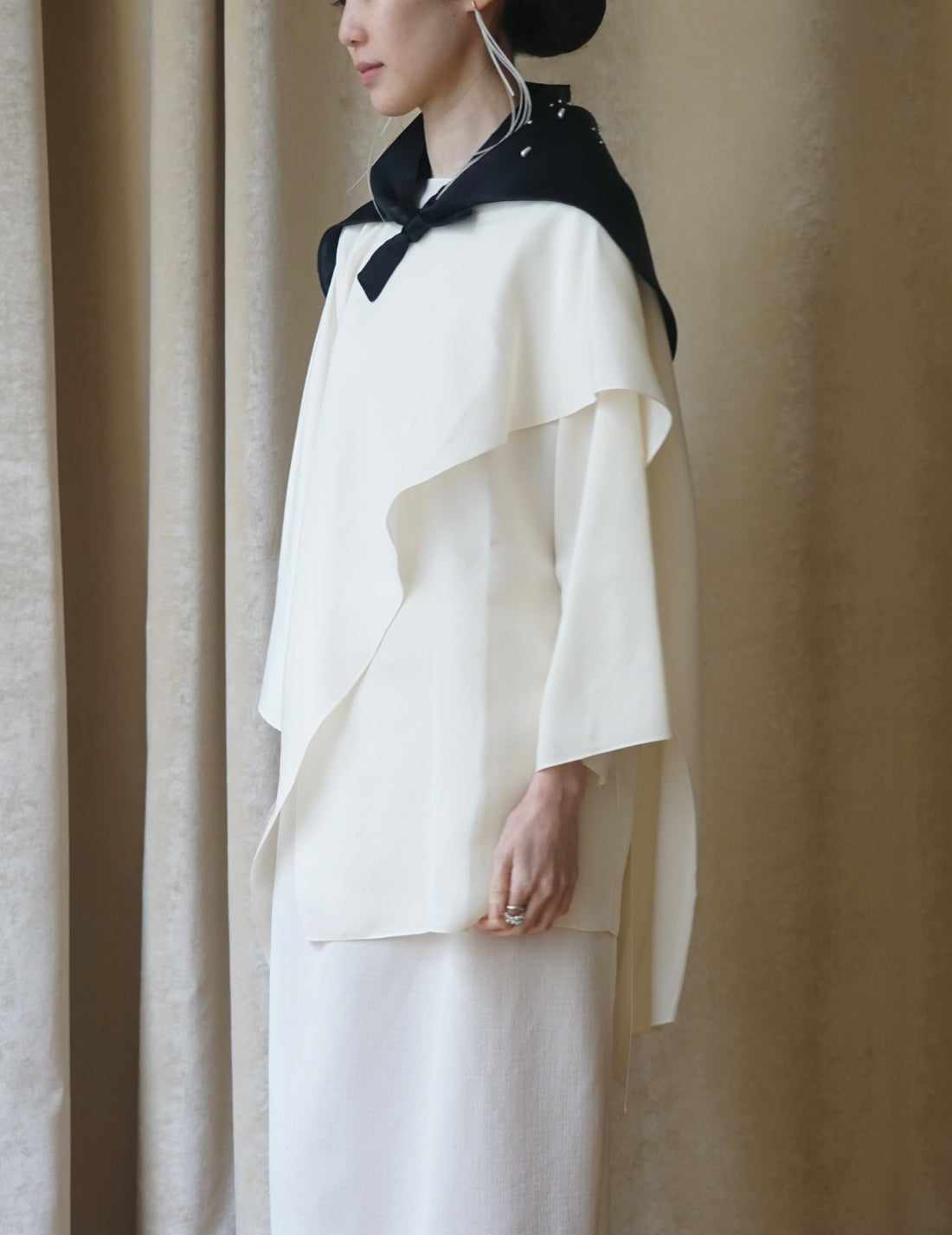 Mark Kenly Domino Tan | Ari Bonet Beads - Black