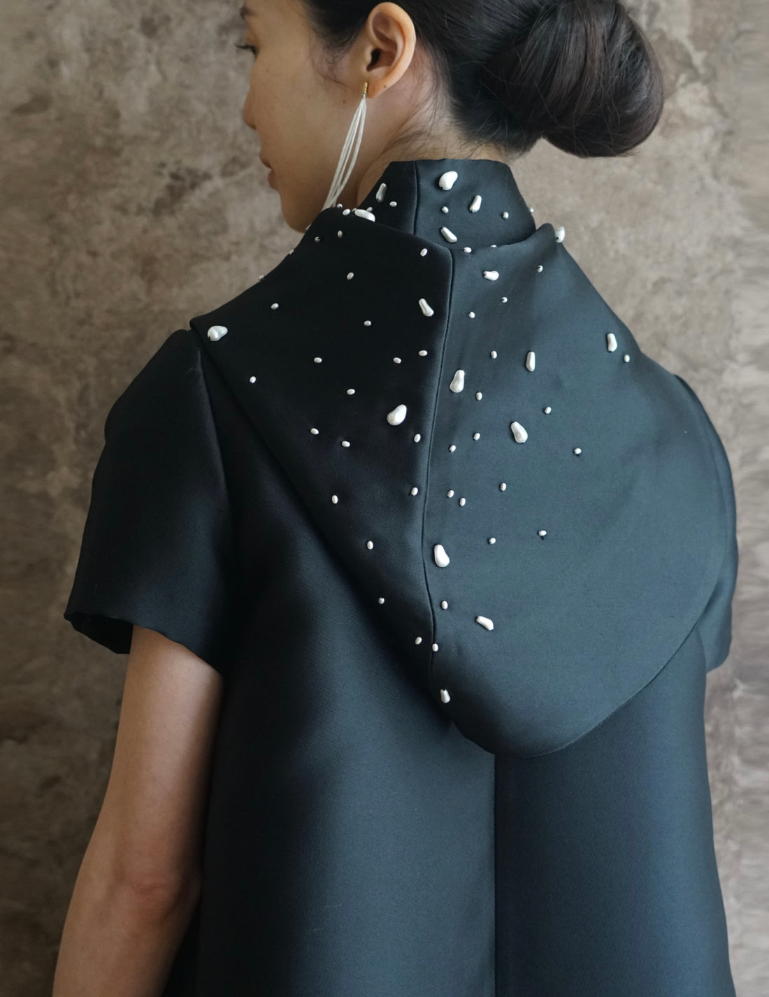 Mark Kenly Domino Tan | Ari Bonet Beads - Black