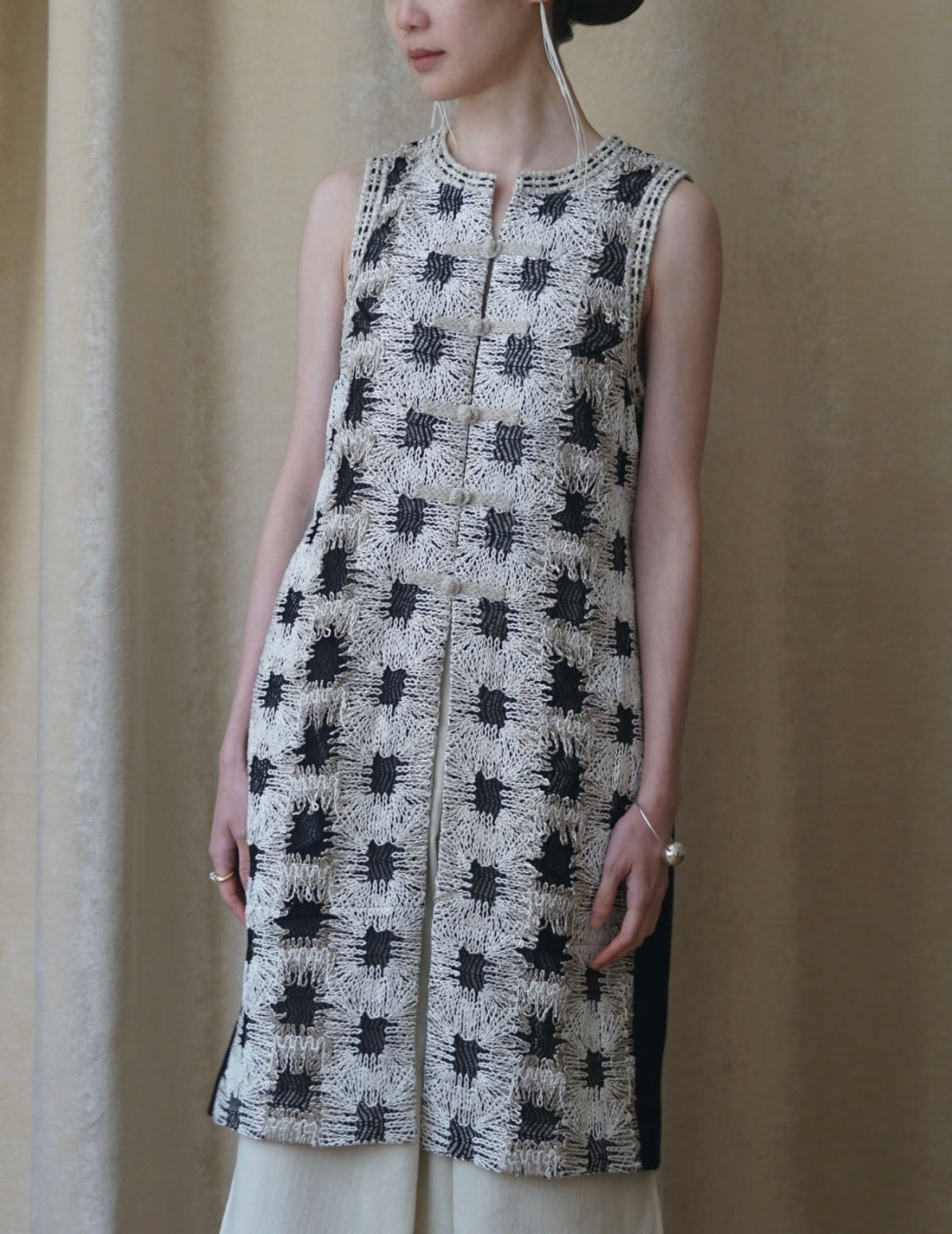 Sun Yu Hong | PATCHWORK KNIT LONG VEST