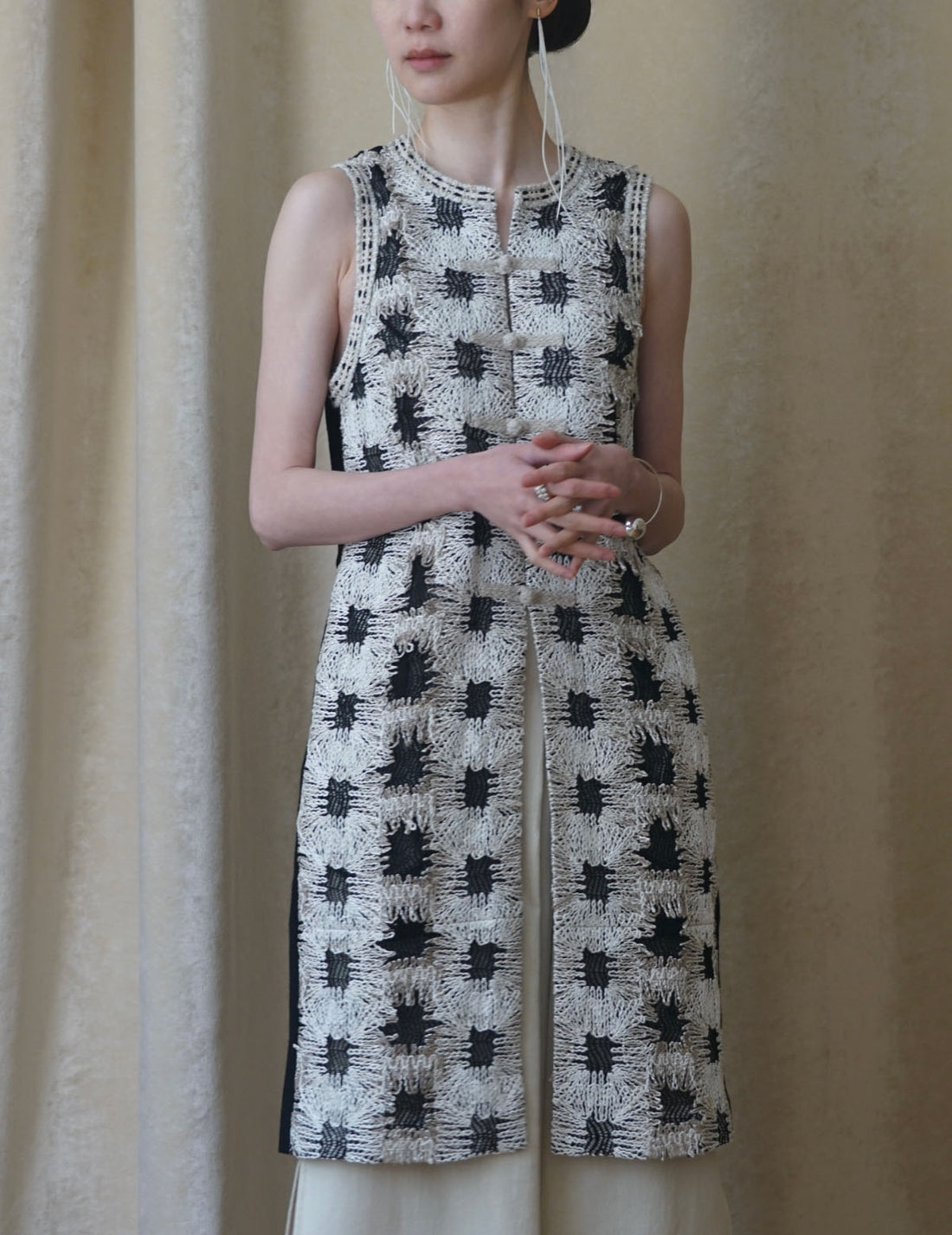 Sun Yu Hong | PATCHWORK KNIT LONG VEST