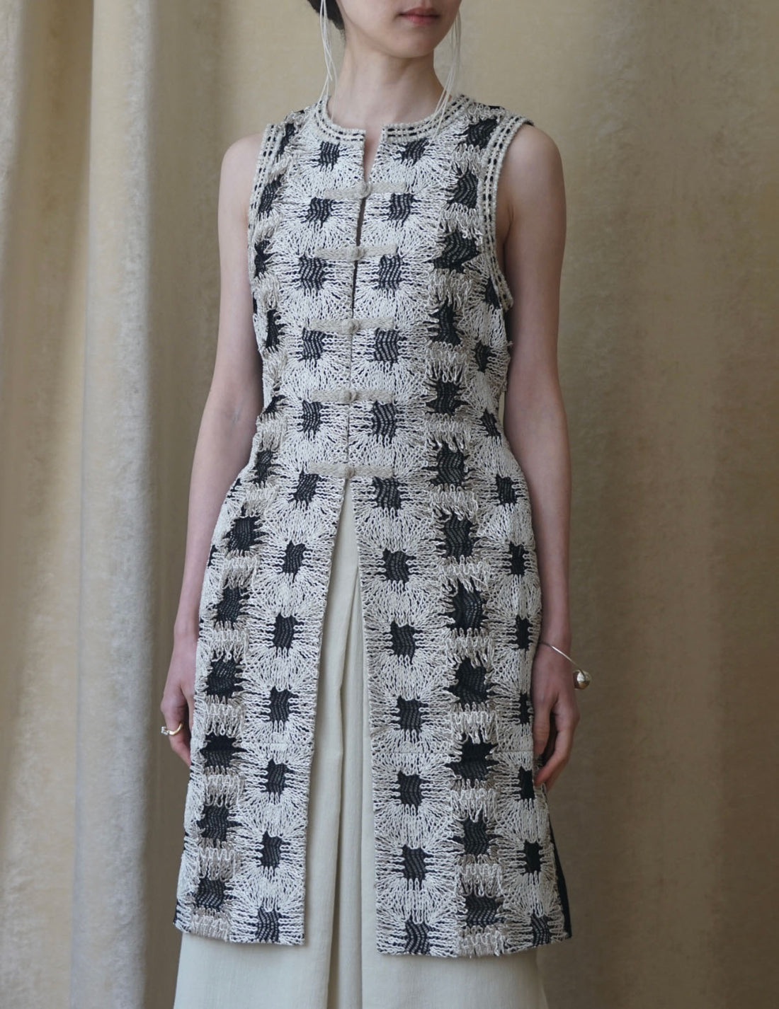 Sun Yu Hong | PATCHWORK KNIT LONG VEST