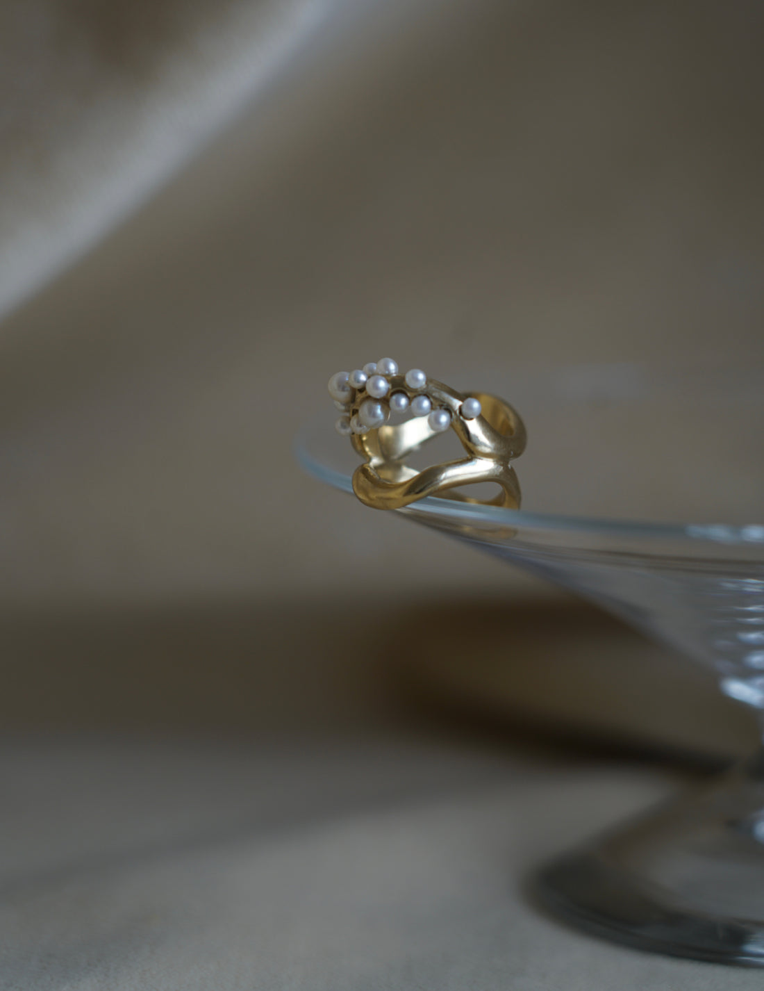 BEATRIZ PALACIOS | Double Wave Cluster Ring - Gold