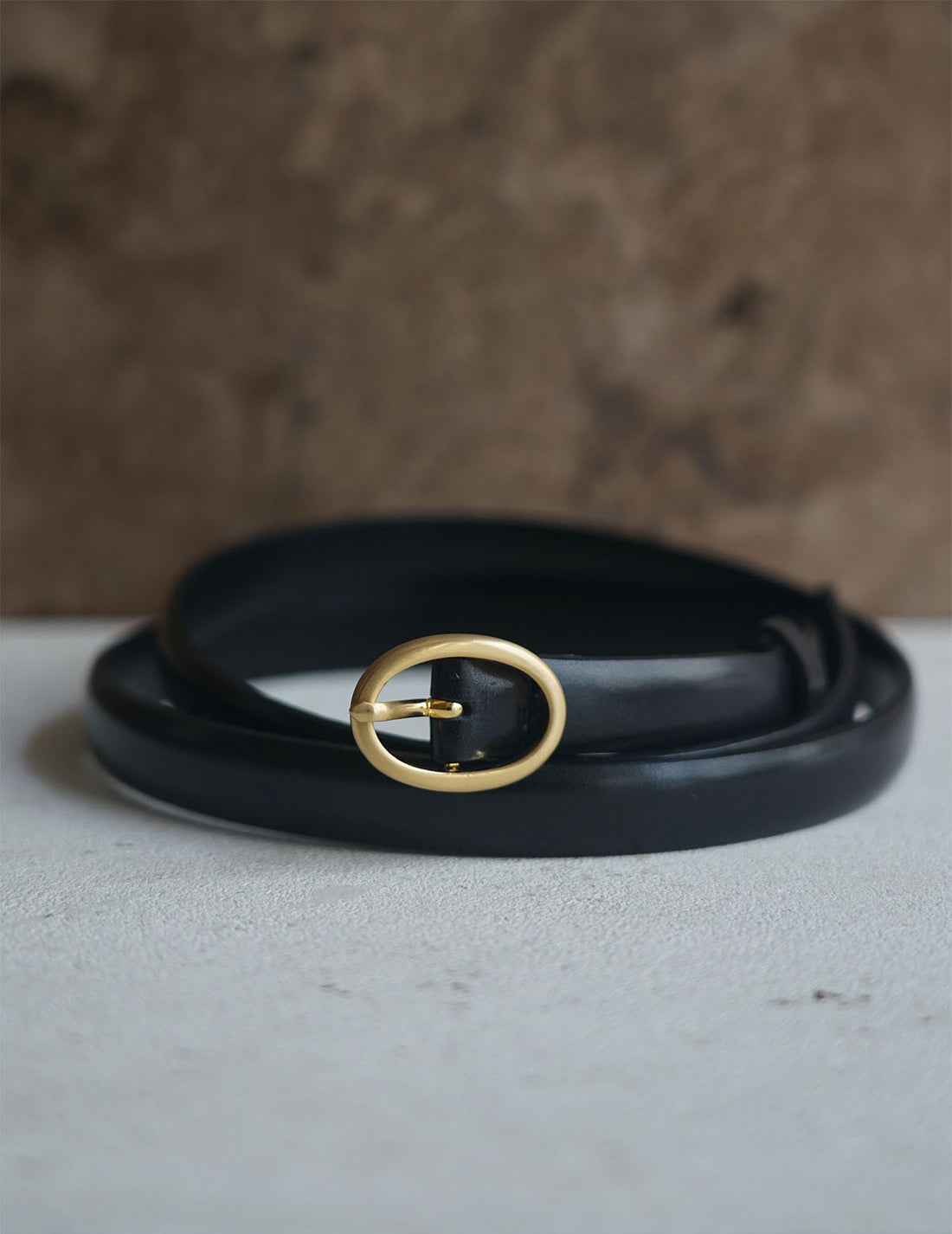 MAME KUROGOUCHI | Cow Hide Leather Narrow Belt・Black