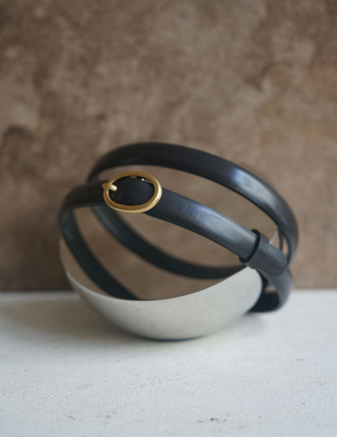 MAME KUROGOUCHI | Cow Hide Leather Narrow Belt・Black